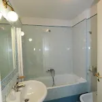 Hotel Laura 3*