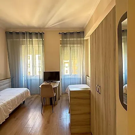 Hotel Laura 3*