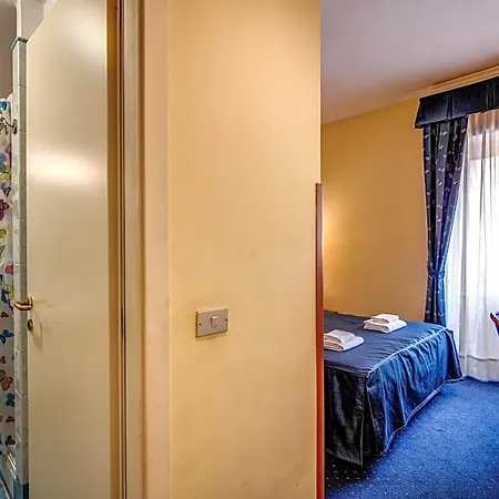 Hotel Laura 3*